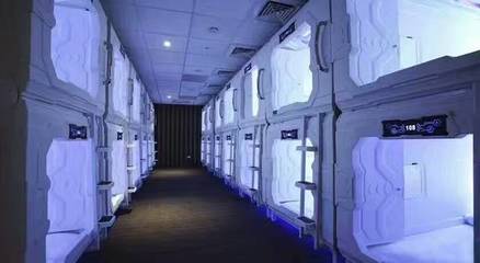 太空艙酒店 住宿新選擇，投資與費用全解析